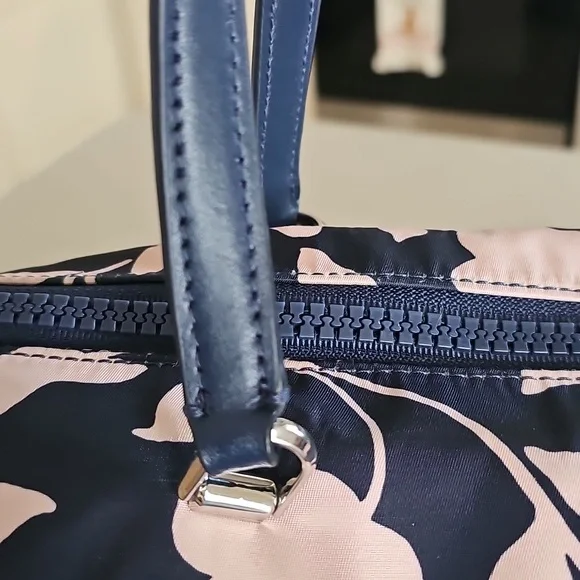 Kate Spade Joe Garden Vine Nylon Baby Diaper Bag. Clean, Blue And Cream - Picture 4 of 17